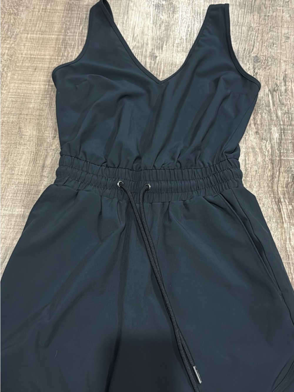 Abercrombie & Fitch Black V‑Neck Drawstring Romper